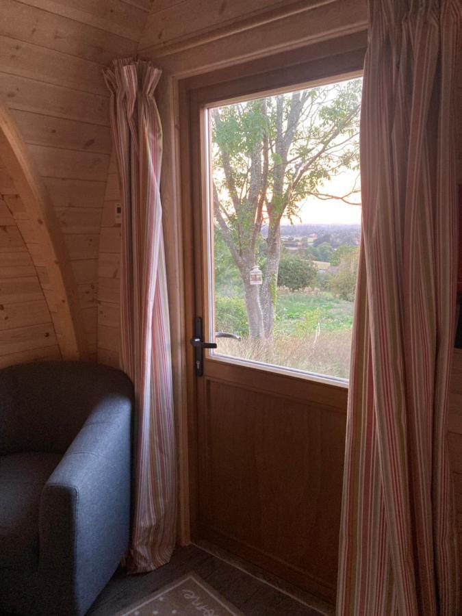 Rabbit Glamping Pod School House Farm Hotel Leighton  Ngoại thất bức ảnh